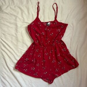 Red floral romper ♥️🥀